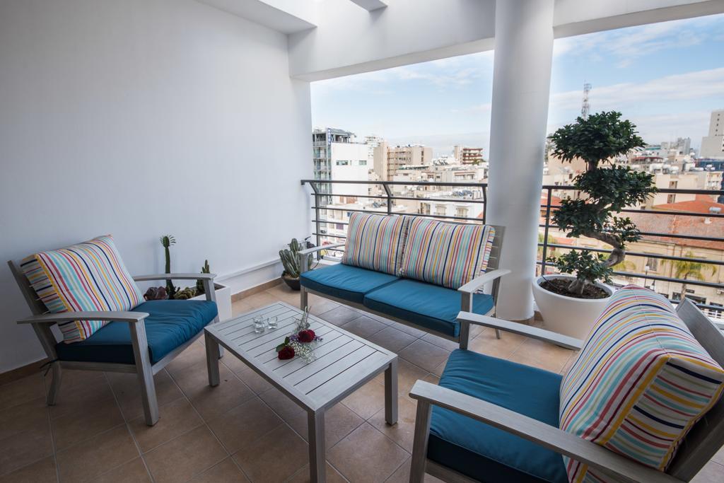 Skylight Megaron Lägenhet Larnaca Exteriör bild